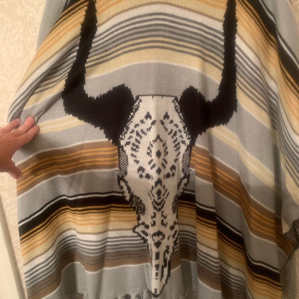 NWOT southwestern poncho